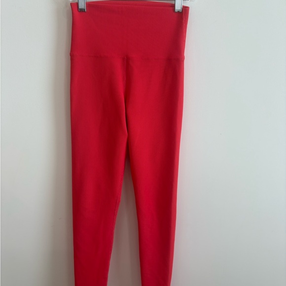 Red Athletic Crop Top and Leggings Set - Picture 3 of 3